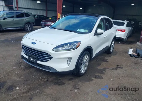 2021 Ford Escape Titanium Hybrid z USA, uszkodzony, nr VIN 1FMCU9DZ2MUA92284